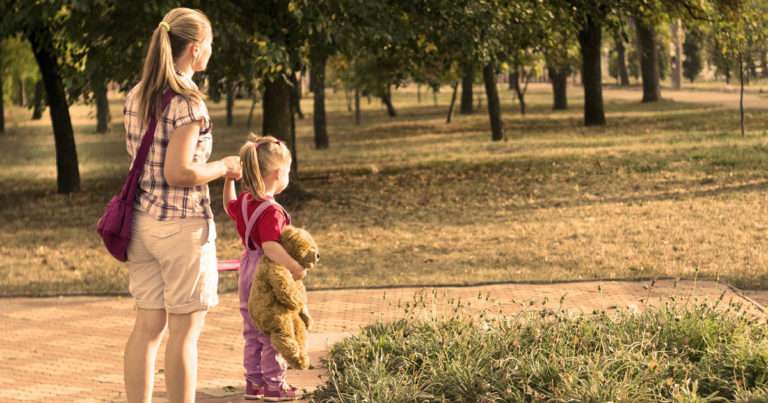 How can I change my child's surname? | Beanstalk Mums