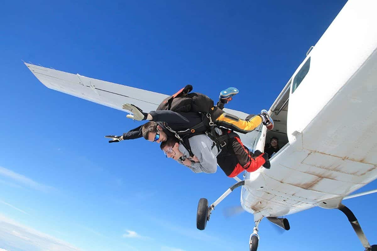 A skydive | Valentines gifts to get yourself