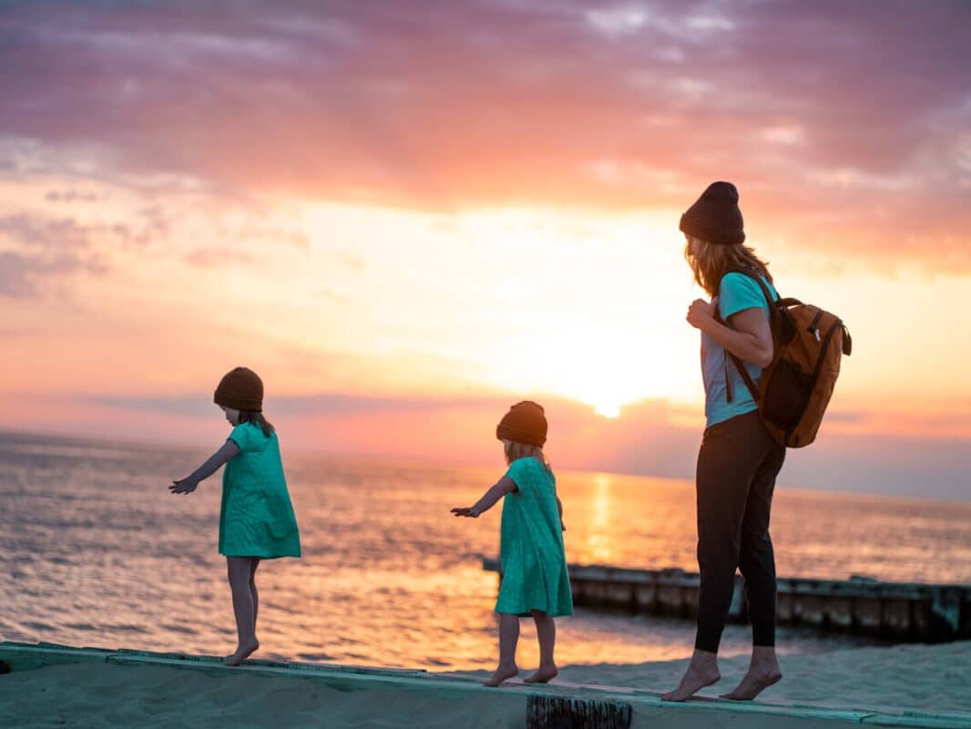 Single parent holiday travel