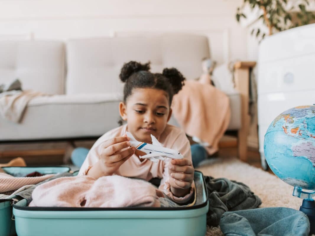 Tips for a long flight with kids