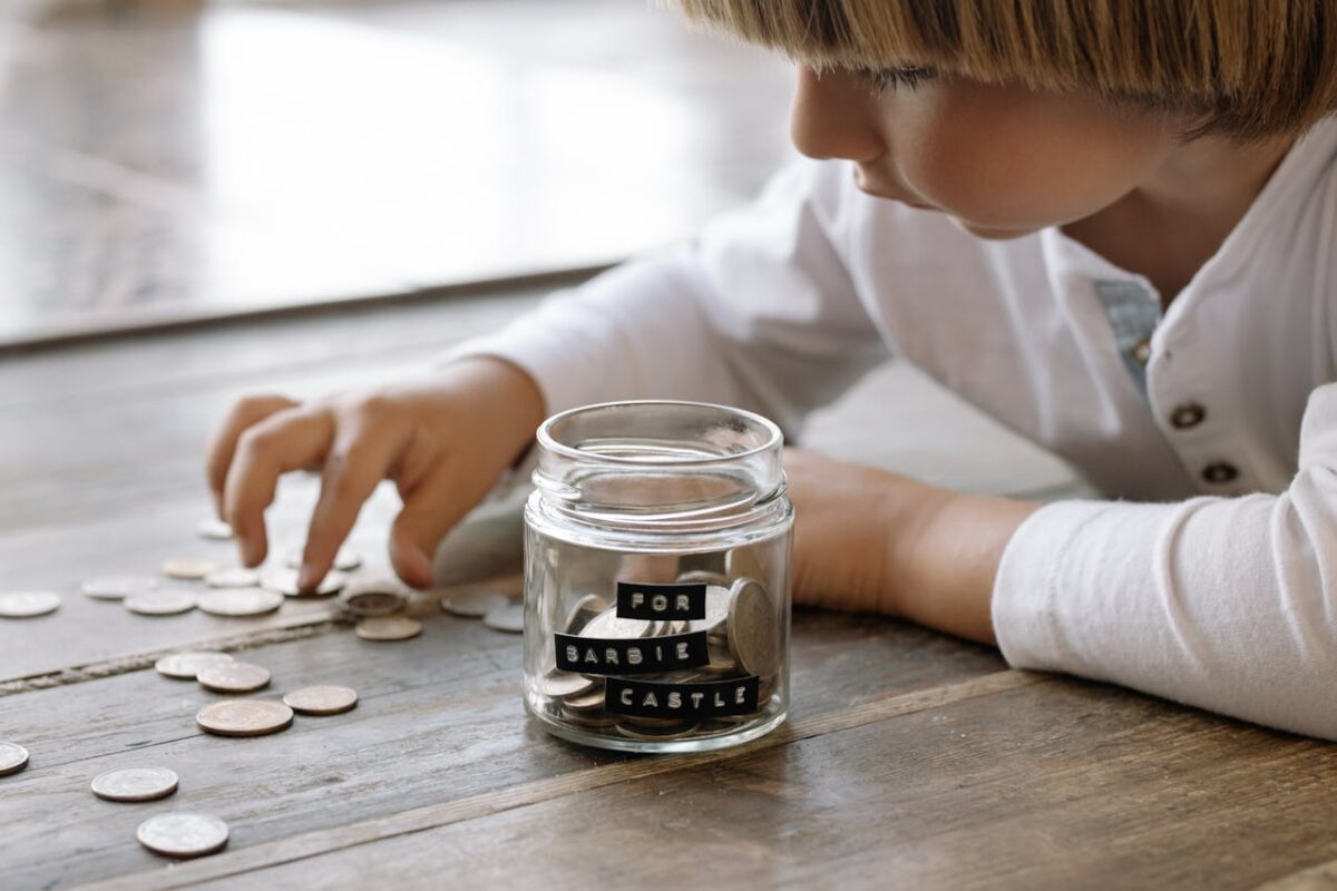 how to teach kids about money